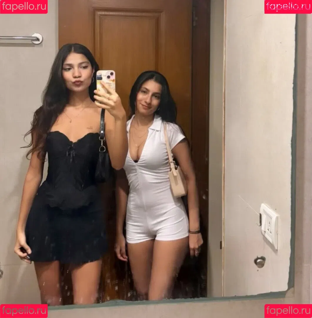 Khushi Rawal Onlyfans Photo Gallery 