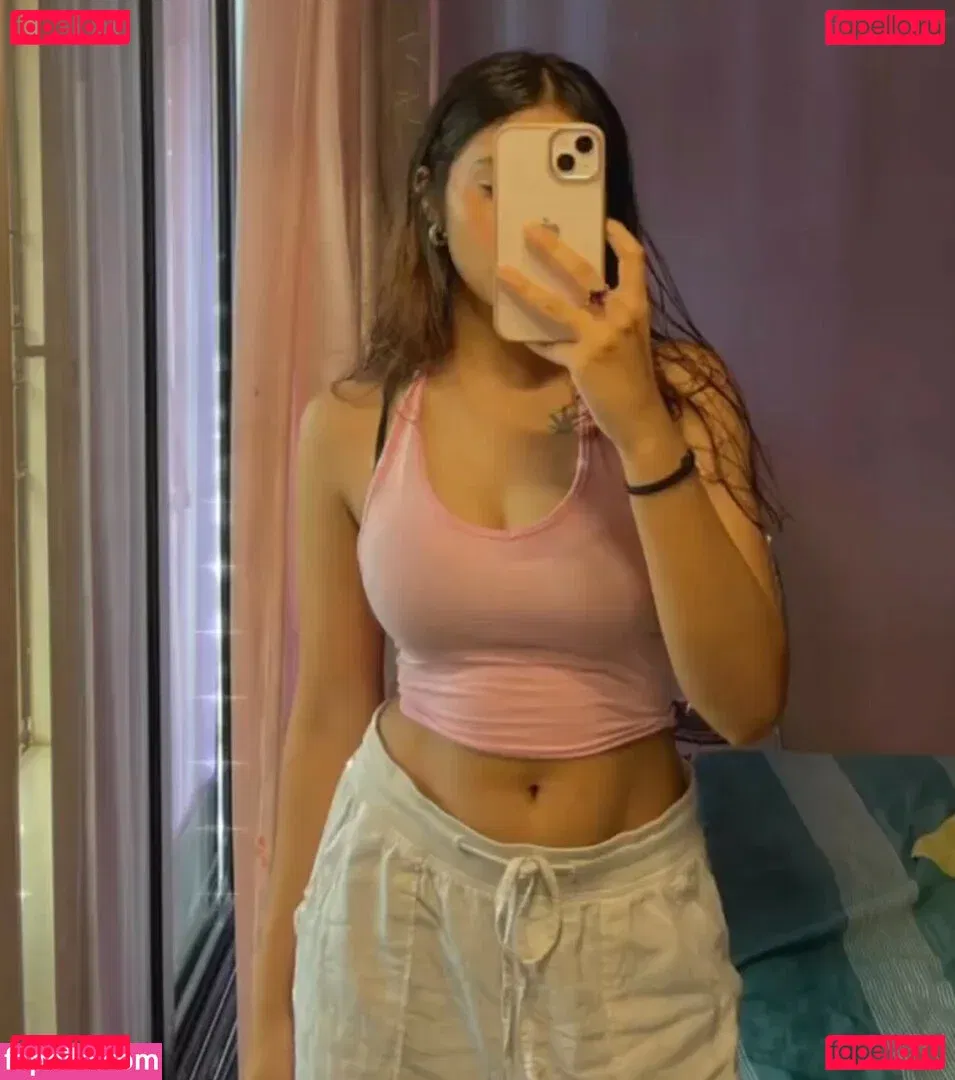 Khushi Rawal Onlyfans Photo Gallery 