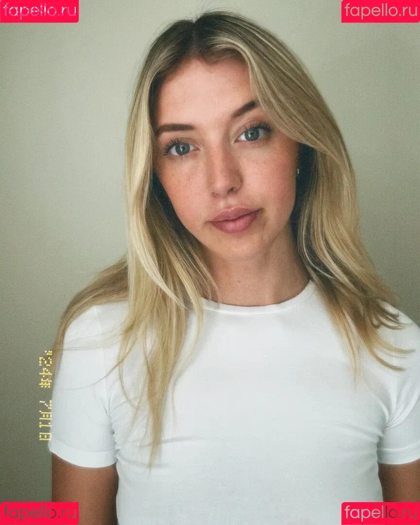 noa.mnk Onlyfans Photo Gallery 
