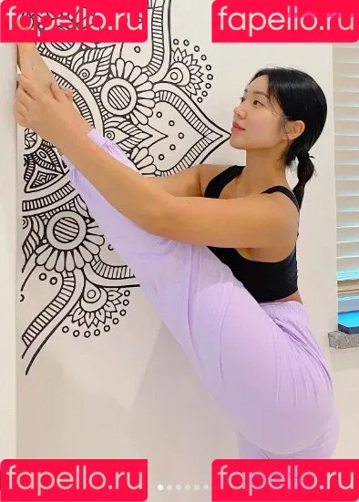 Beo Deul Jeong 정버들 Onlyfans Photo Gallery 