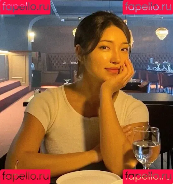 Beo Deul Jeong 정버들 Onlyfans Photo Gallery 