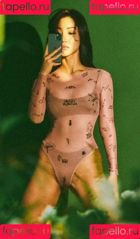 Beo Deul Jeong 정버들 Onlyfans Photo Gallery 