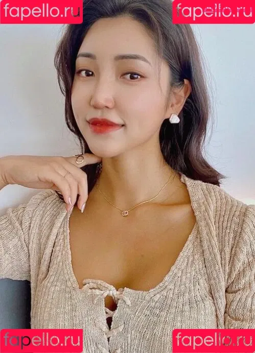 Beo Deul Jeong 정버들 Onlyfans Photo Gallery 