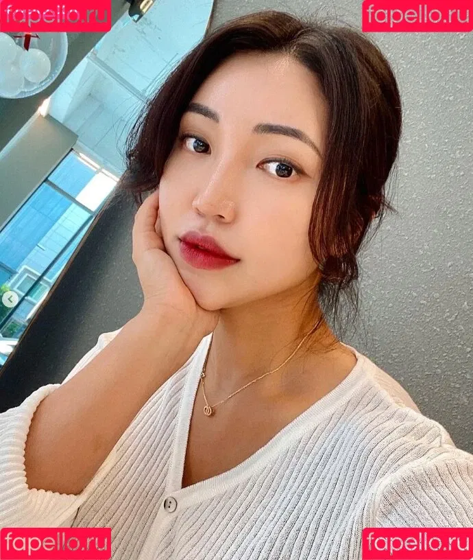 Beo Deul Jeong 정버들 Onlyfans Photo Gallery 