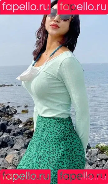 Beo Deul Jeong 정버들 Onlyfans Photo Gallery 