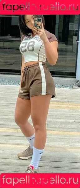 Beo Deul Jeong 정버들 Onlyfans Photo Gallery 