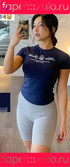 Beo Deul Jeong 정버들 Onlyfans Photo Gallery 