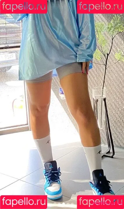 Beo Deul Jeong 정버들 Onlyfans Photo Gallery 
