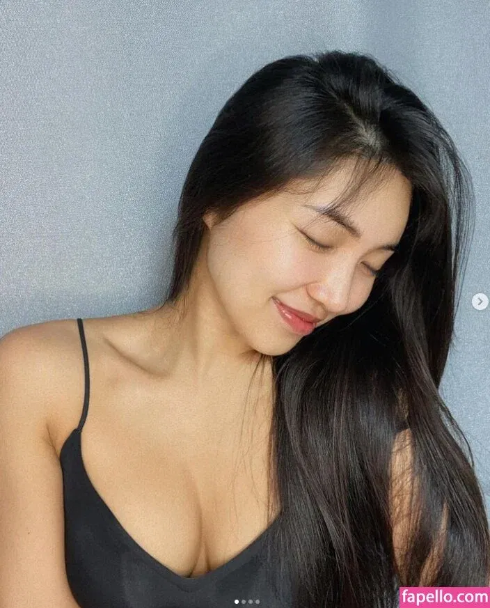 Beo Deul Jeong 정버들 Onlyfans Photo Gallery 