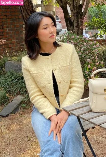 Beo Deul Jeong 정버들 Onlyfans Photo Gallery 