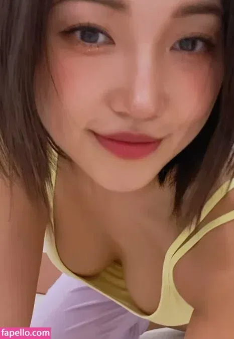 Beo Deul Jeong 정버들 Onlyfans Photo Gallery 