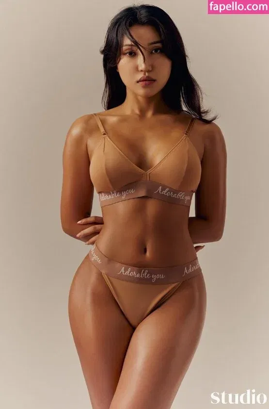 Beo Deul Jeong 정버들 Onlyfans Photo Gallery 