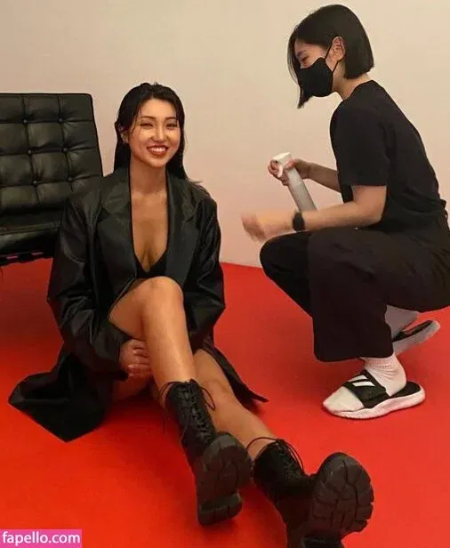 Beo Deul Jeong 정버들 Onlyfans Photo Gallery 