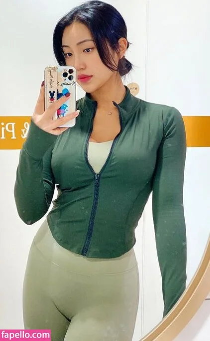 Beo Deul Jeong 정버들 Onlyfans Photo Gallery 