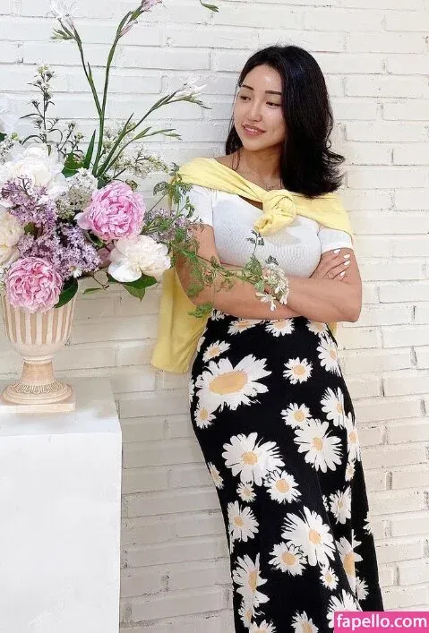 Beo Deul Jeong 정버들 Onlyfans Photo Gallery 