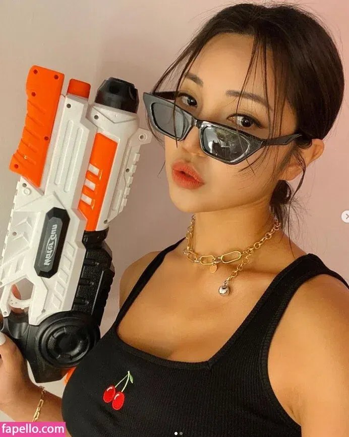 Beo Deul Jeong 정버들 Onlyfans Photo Gallery 