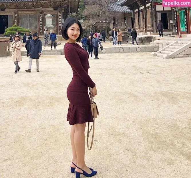 Beo Deul Jeong 정버들 Onlyfans Photo Gallery 