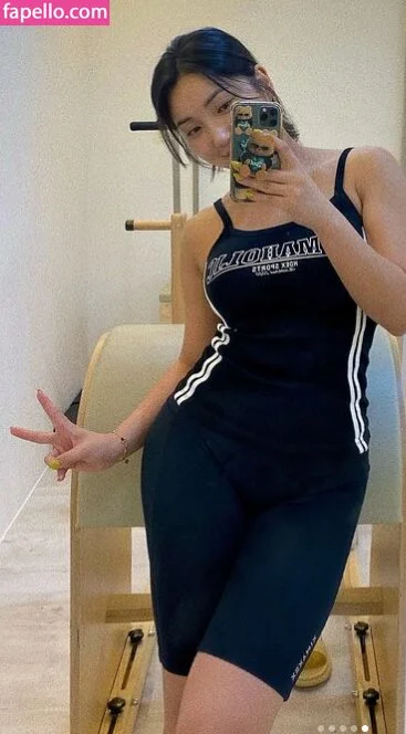 Beo Deul Jeong 정버들 Onlyfans Photo Gallery 