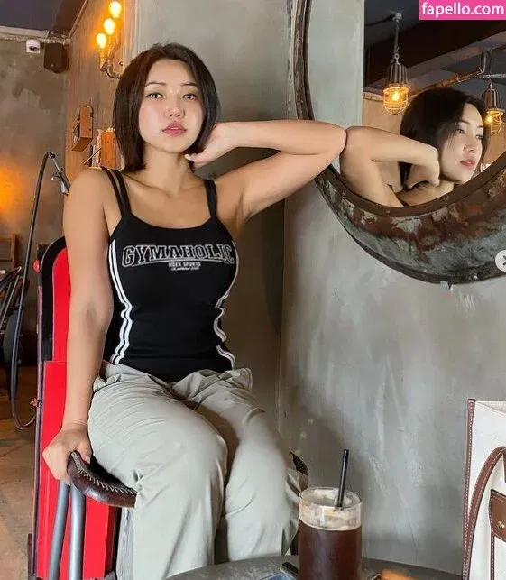 Beo Deul Jeong 정버들 Onlyfans Photo Gallery 