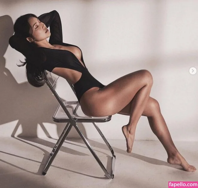 Beo Deul Jeong 정버들 Onlyfans Photo Gallery 