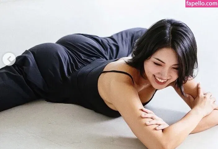 Beo Deul Jeong 정버들 Onlyfans Photo Gallery 