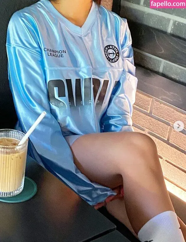 Beo Deul Jeong 정버들 Onlyfans Photo Gallery 