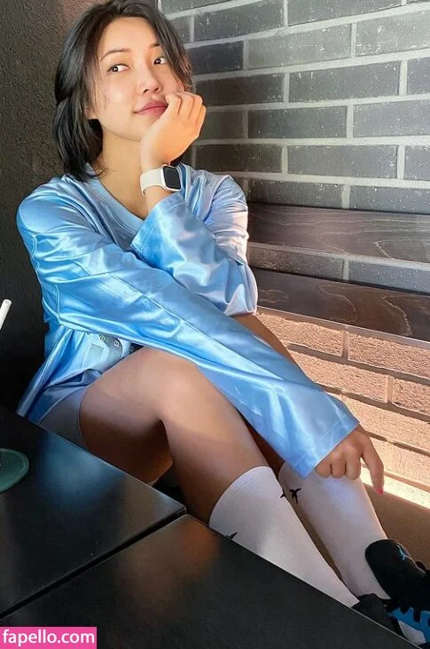 Beo Deul Jeong 정버들 Onlyfans Photo Gallery 