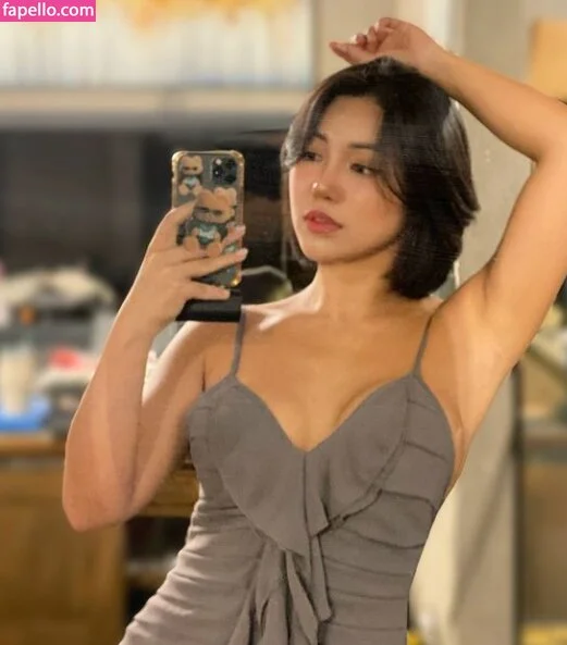 Beo Deul Jeong 정버들 Onlyfans Photo Gallery 