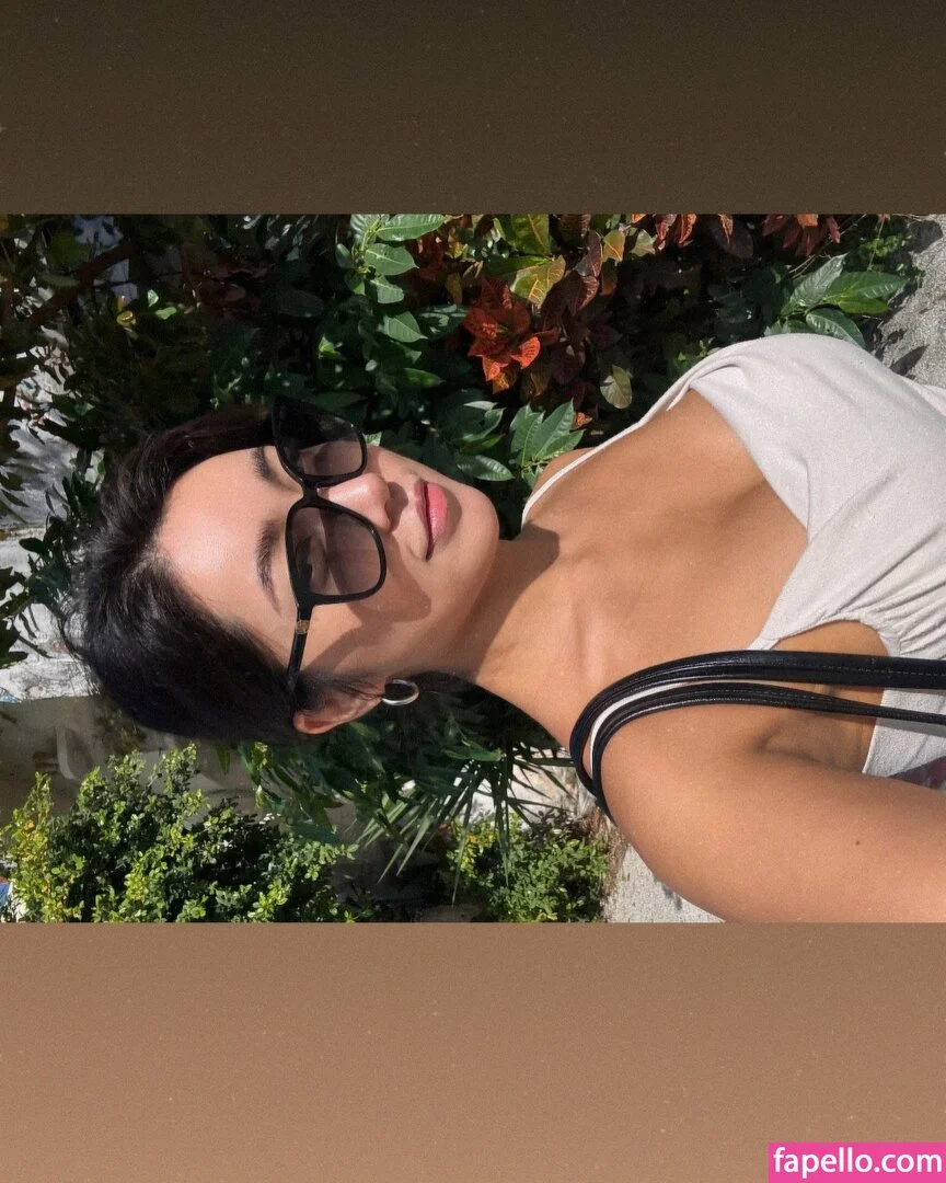 Beo Deul Jeong 정버들 Onlyfans Photo Gallery 