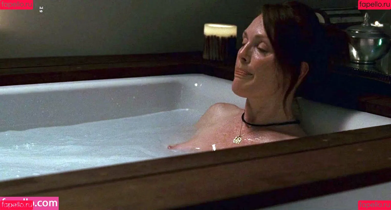 Julianne Moore Onlyfans Photo Gallery 