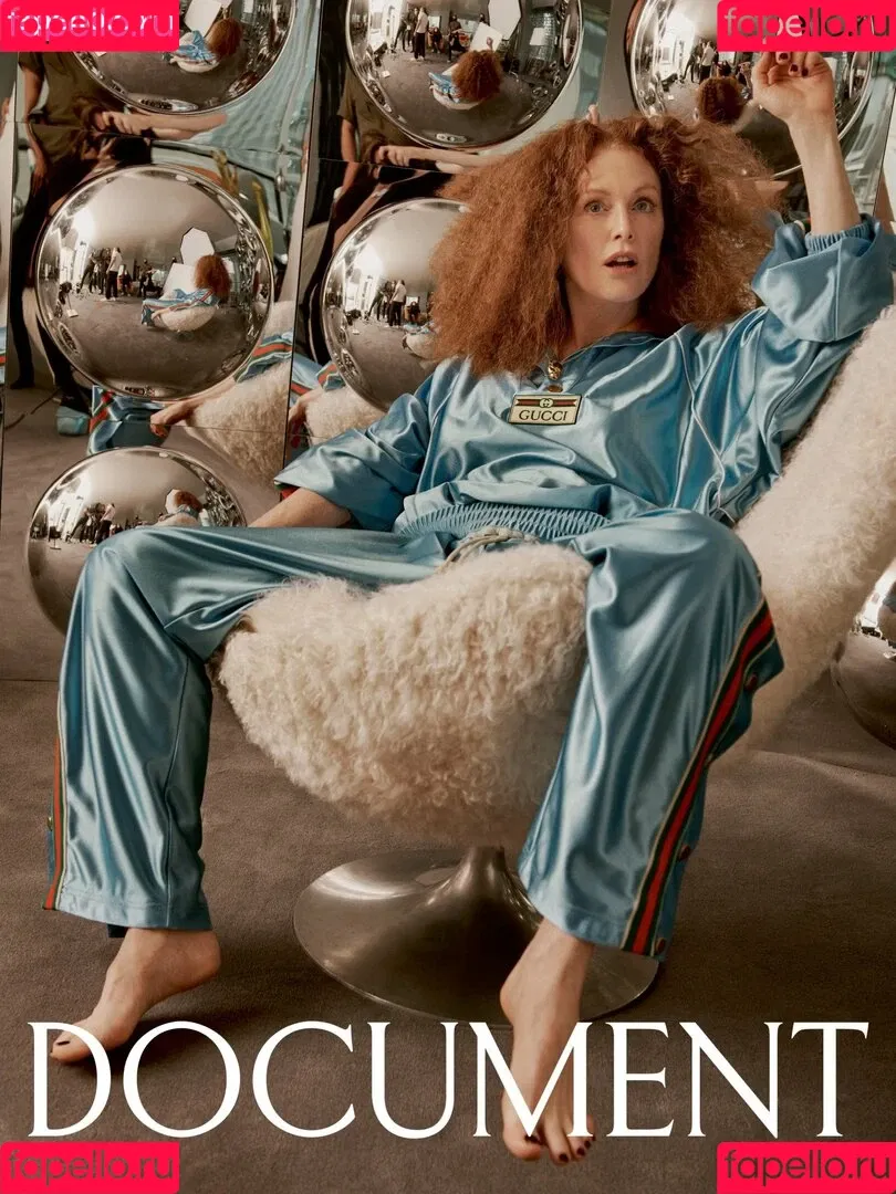 Julianne Moore Onlyfans Photo Gallery 