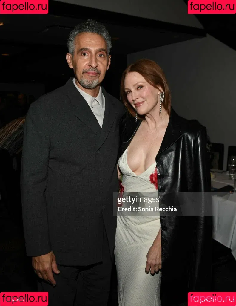 Julianne Moore Onlyfans Photo Gallery 