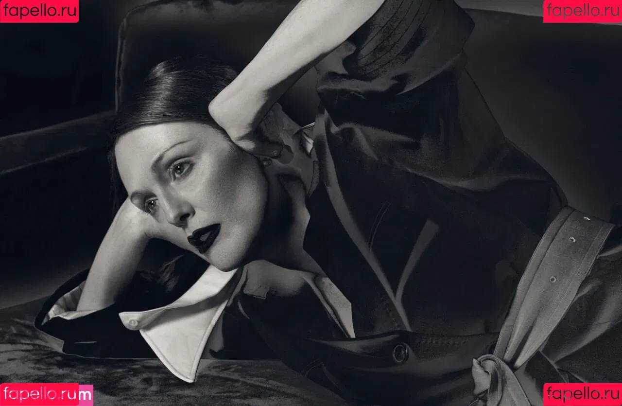 Julianne Moore Onlyfans Photo Gallery 