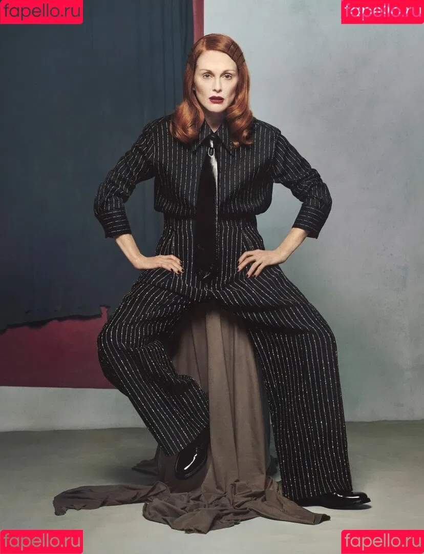 Julianne Moore Onlyfans Photo Gallery 