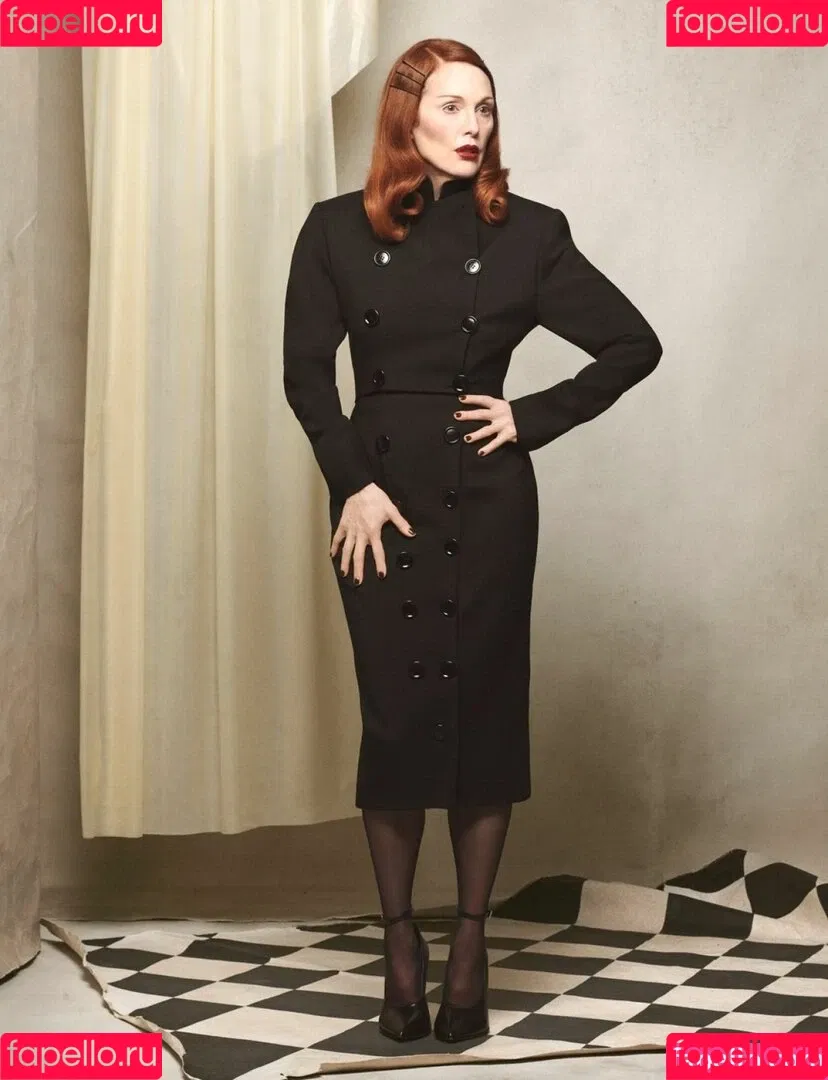 Julianne Moore Onlyfans Photo Gallery 