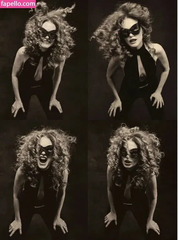 Julianne Moore Onlyfans Photo Gallery 