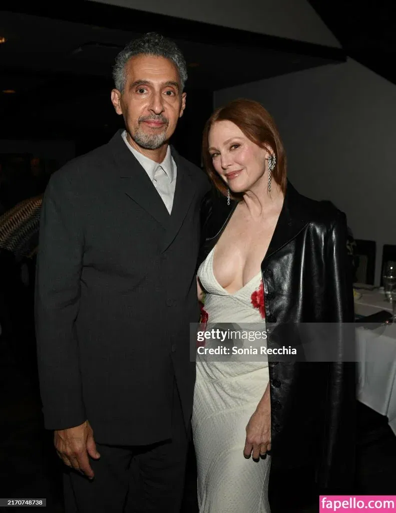 Julianne Moore Onlyfans Photo Gallery 