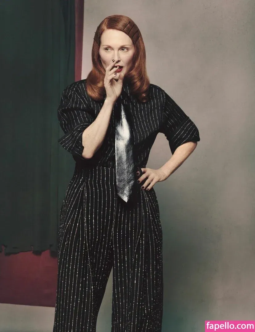 Julianne Moore Onlyfans Photo Gallery 