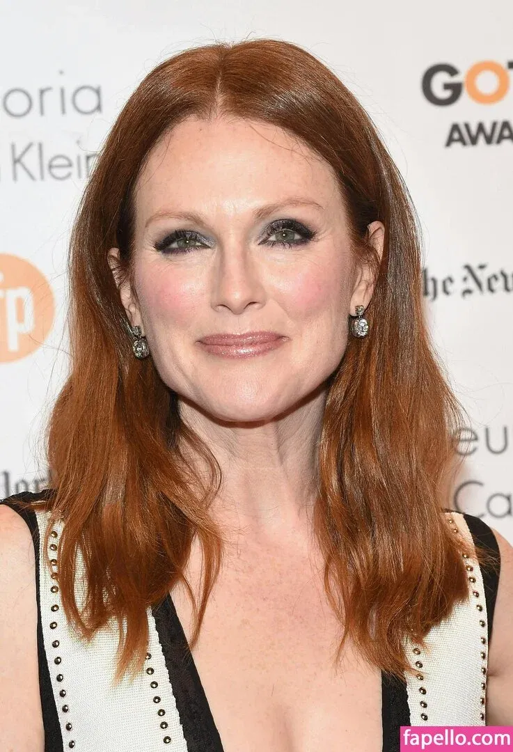 Julianne Moore Onlyfans Photo Gallery 