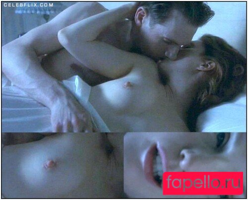 Julianne Moore Nude Onlyfans Photo 28