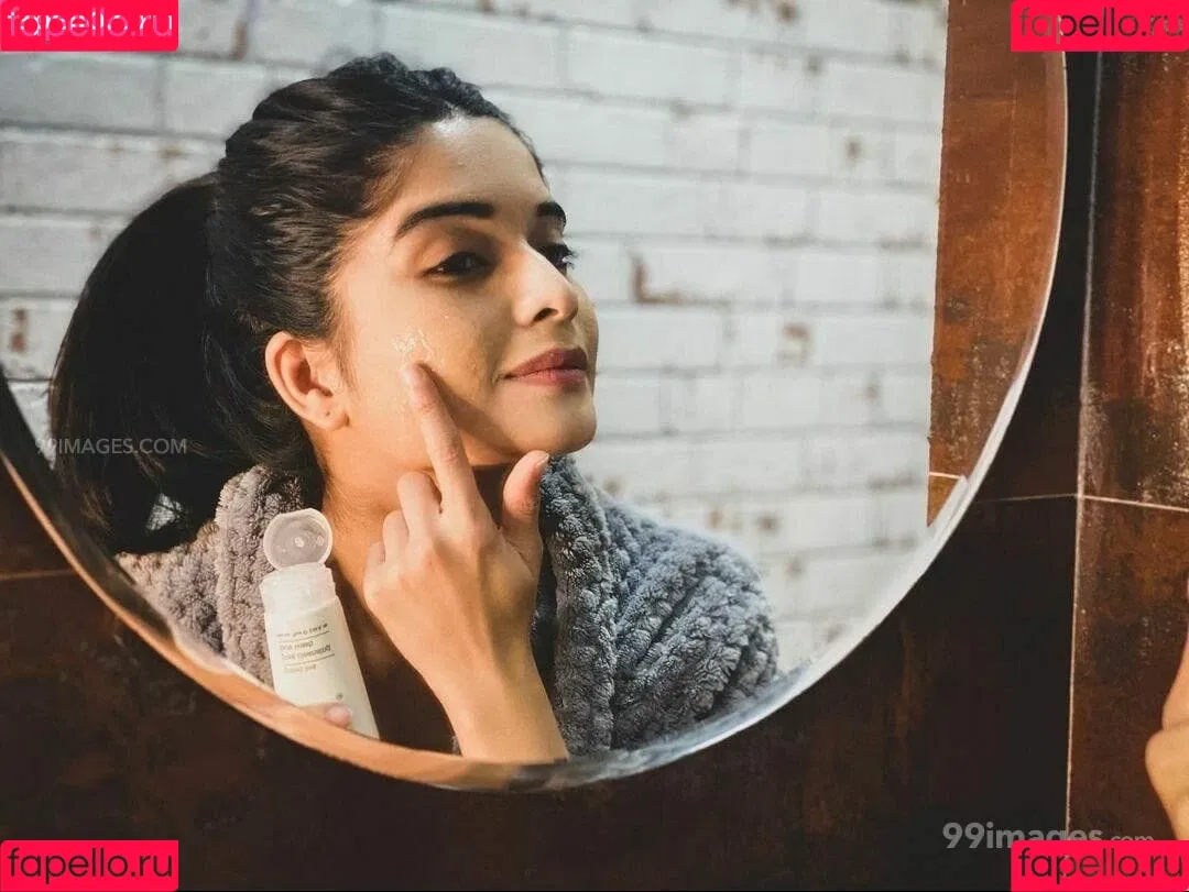 Bhavika Sharma Onlyfans Photo Gallery 