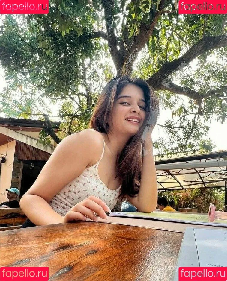 Bhavika Sharma Onlyfans Photo Gallery 