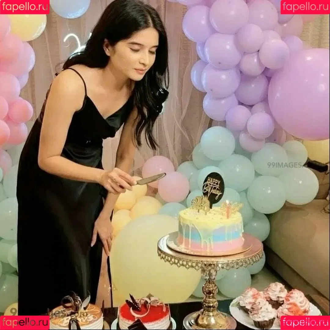 Bhavika Sharma Onlyfans Photo Gallery 