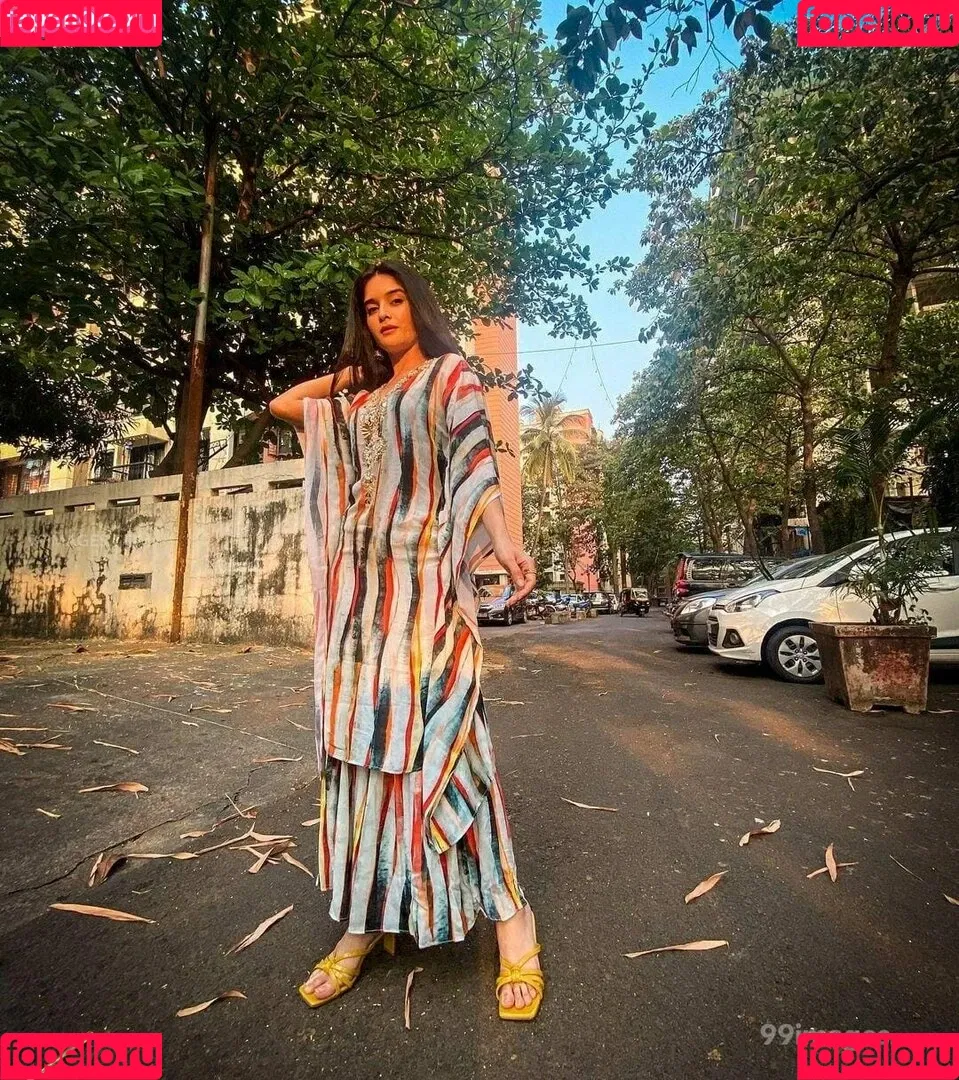 Bhavika Sharma Onlyfans Photo Gallery 
