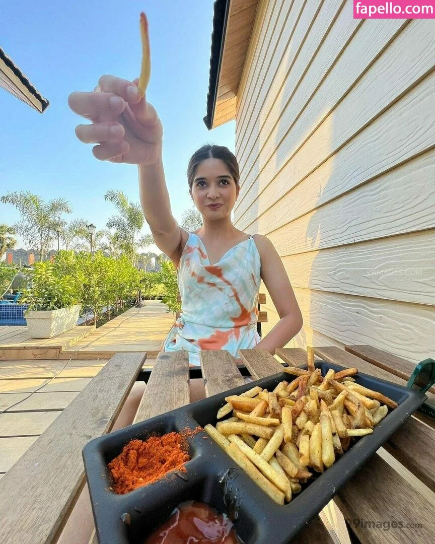 Bhavika Sharma Onlyfans Photo Gallery 