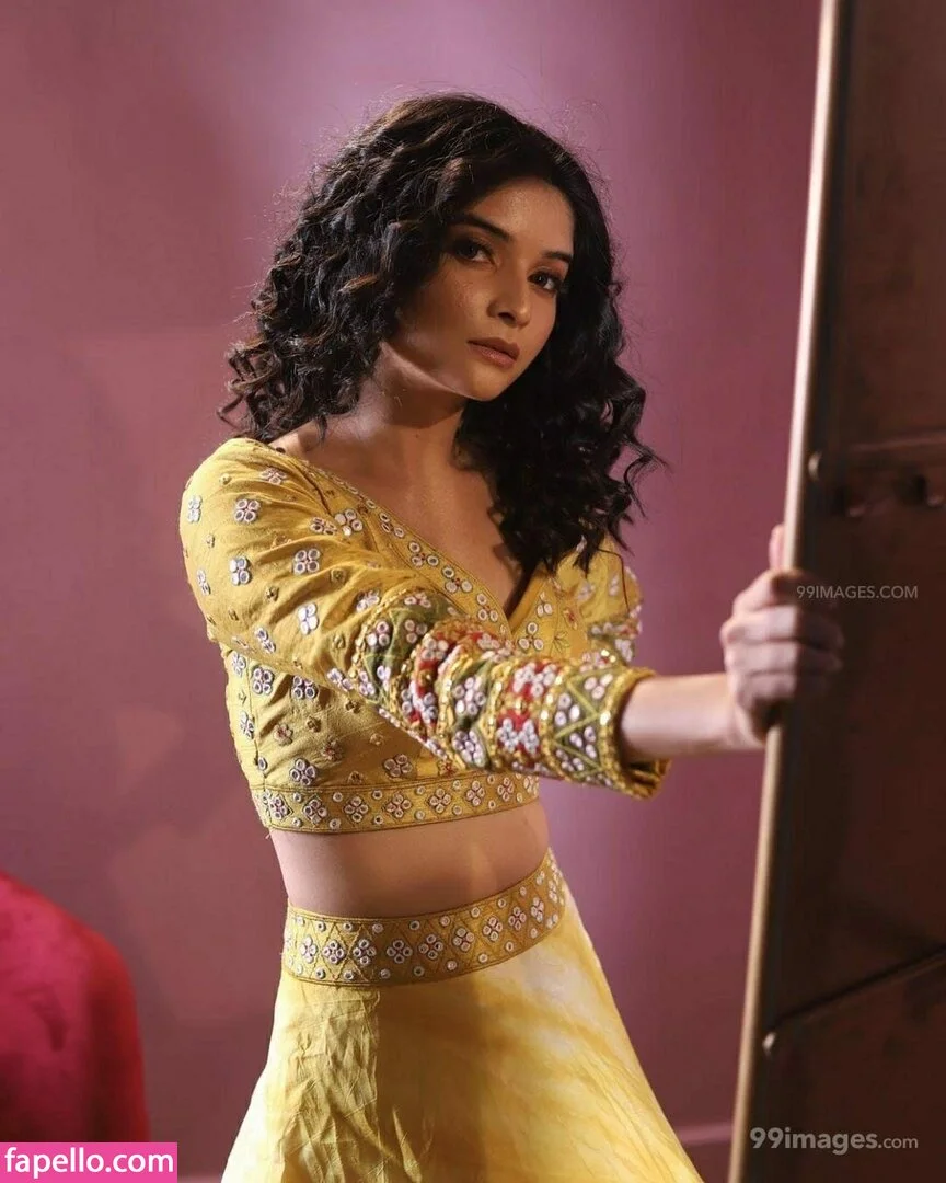 Bhavika Sharma Onlyfans Photo Gallery 