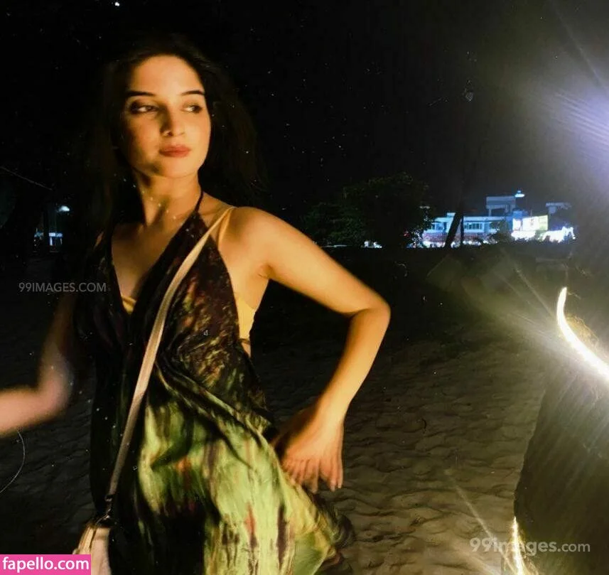 Bhavika Sharma Onlyfans Photo Gallery 