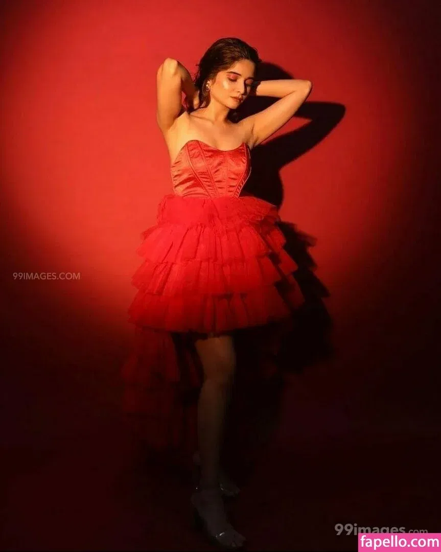 Bhavika Sharma Onlyfans Photo Gallery 