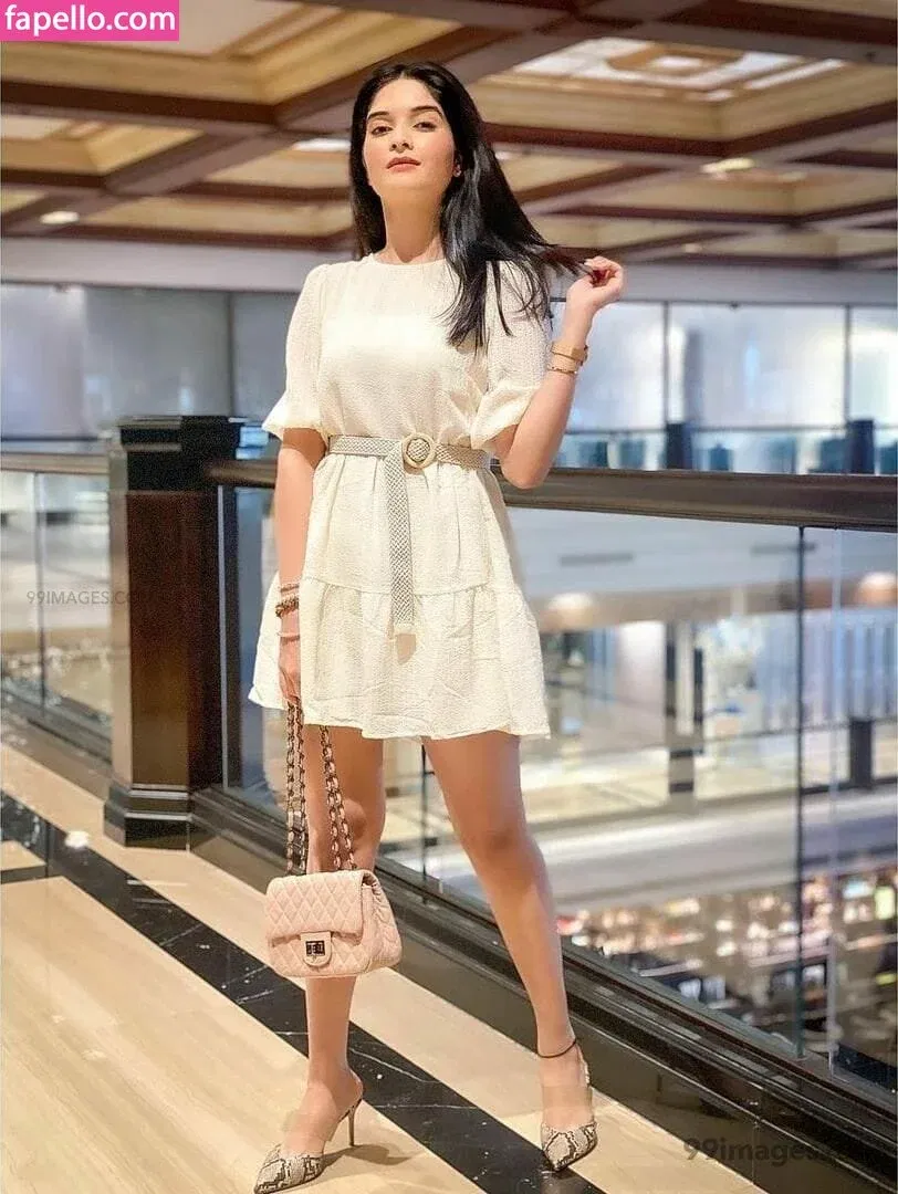 Bhavika Sharma Onlyfans Photo Gallery 