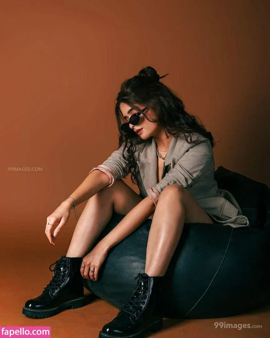 Bhavika Sharma Onlyfans Photo Gallery 